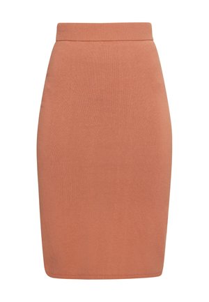 Rūsganas zīda svārki, izgatavoti no elastīgas, gludas auduma. Aprīkoti ar augstu, elastīgu jostasviedi un pieguļošu griezumu, bez rakstiem vai rotājumiem.