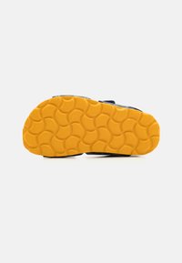 Kickers SUMMERKRO - Páskové sandály  - marine