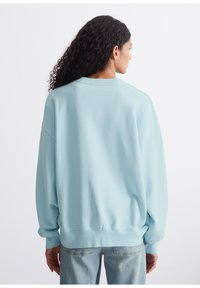 Marc O'Polo LOGO EMBROIDERY AT FRONT - Mikina - morning sky