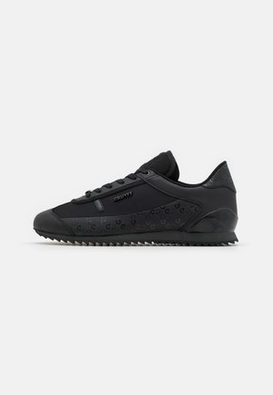 MONTANYA - Zapatillas - black