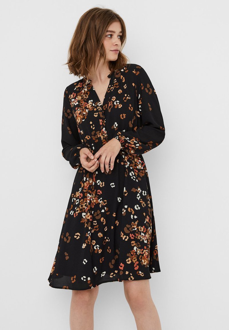 Vero Moda vestico corto a righe Abby 10304718 – Prodotti di Classe Vero Moda vestico corto a righe Abby 10304718 – Prodotti di Classe