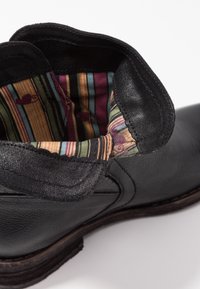 Felmini Bottines - black