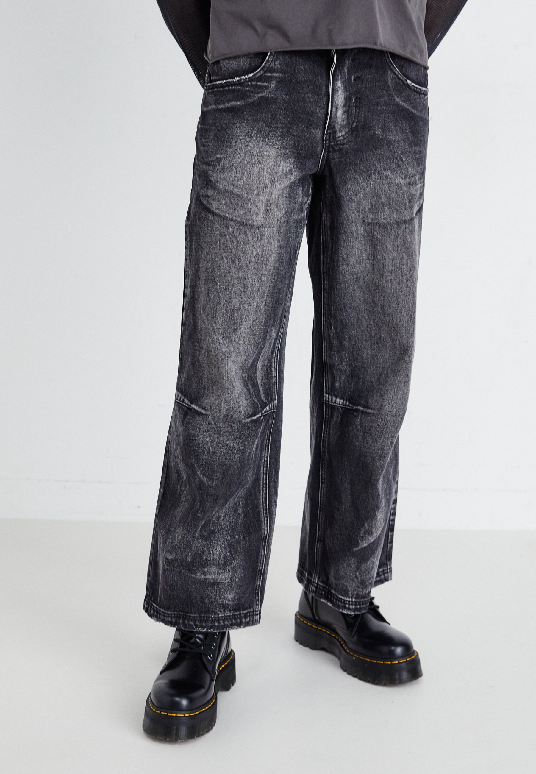 Jaded London WING PRINT STUDDED LOWRISE COLOSSUS - Jeans Relaxed 