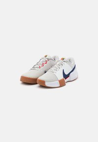 Nike Performance CHALLENGE PRO - Tennissko til multicourt - light bone/binary blue/summit white
