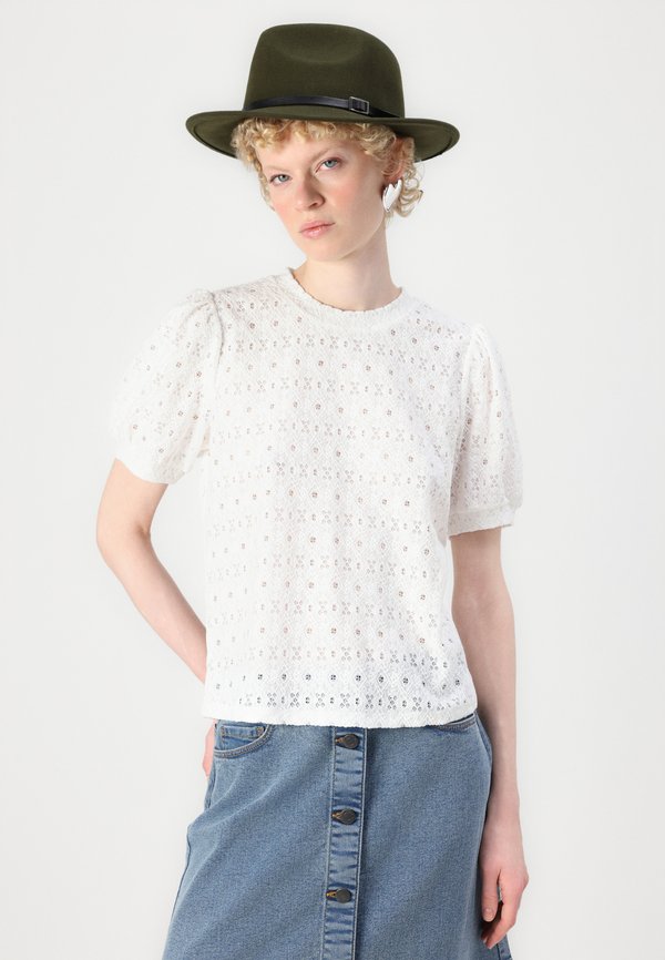 OBJLAILA - Blouse - cloud dancer2
