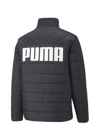 Giacca a vento nera con design a righe orizzontali trapuntate. Grande logo bianco "PUMA" sulla schiena. Collo alto e maniche lunghe.