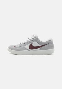 Nike SB FORCE 58 COLOR PACK - Scarpe skate - platinum tint/dark team red/wolf grey/summit white