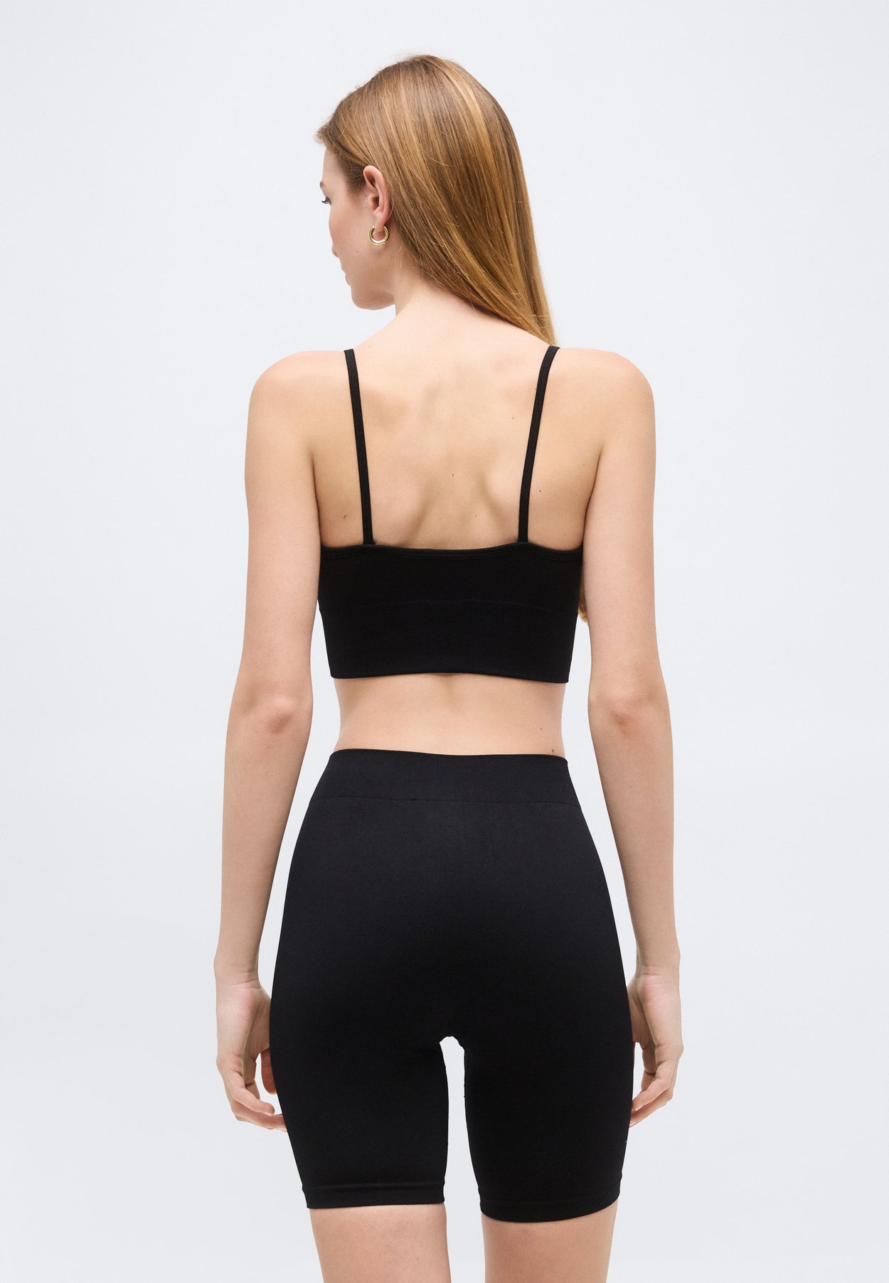 ONLJUNGLE SEAMLESS V NECK