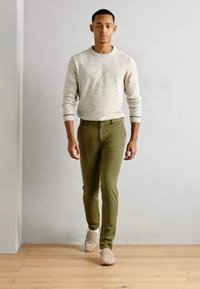 Thumbnail Image 2