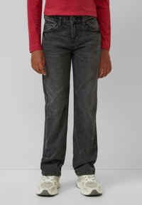 Schwarze Jeans aus Denim mit geradem Schnitt, ausgestattet mit Vordertaschen, einem Bund mit Gürtelschlaufen und dezenten Auswaschungen.