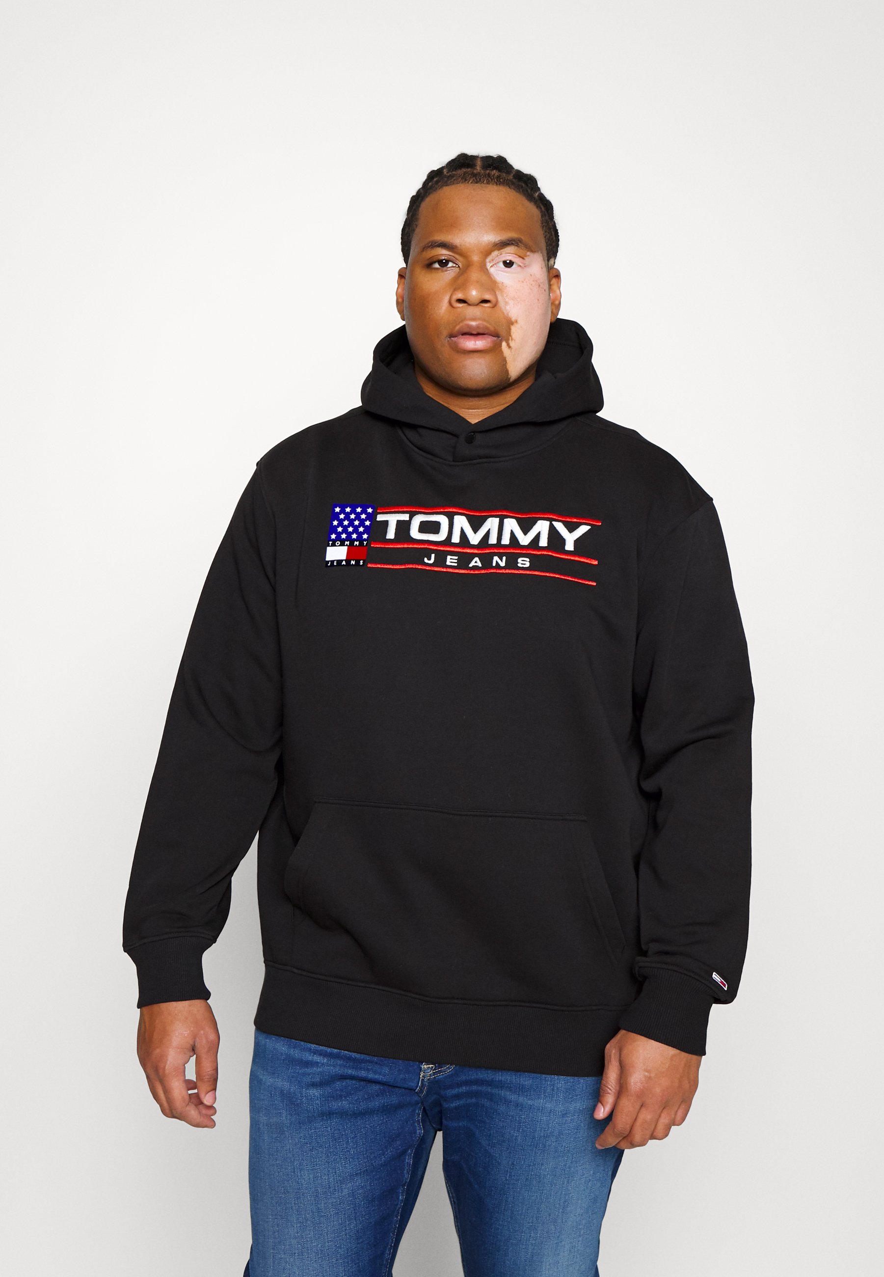 Tommy Jeans Plus TJM PLUS MODERN SPORT HOODIE - Sweat à capuche - black/noir  - ZALANDO.FR