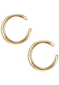 Arany fém karika fülbevalók, kör alakú dizájnnal, sima, fényes felülettel és nyitott végződéssel, amelyek modern, minimalista stílust képviselnek.