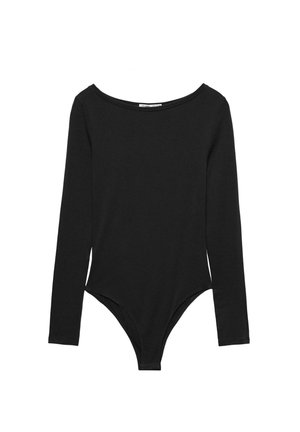 Body lungo nero realizzato in morbido cotone, con scollatura ampia e fondo a perizoma, progettato per una silhouette aderente.