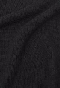 Repeat Scarf - black