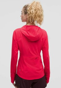 lululemon MIST OVER - Větrovka - red glow
