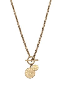 Collar de cadena dorada con un cierre a presión y dos colgantes circulares martillados de diferentes tamaños, que ofrecen una superficie texturizada.