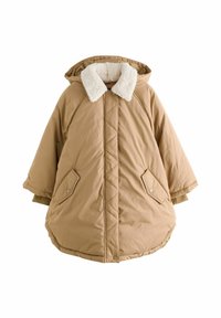 Beige quiltet pufferjakke med hætte og krave i shearling-for. Har trykknaplommer på siden og en rund nederkant. Blødt materiale.