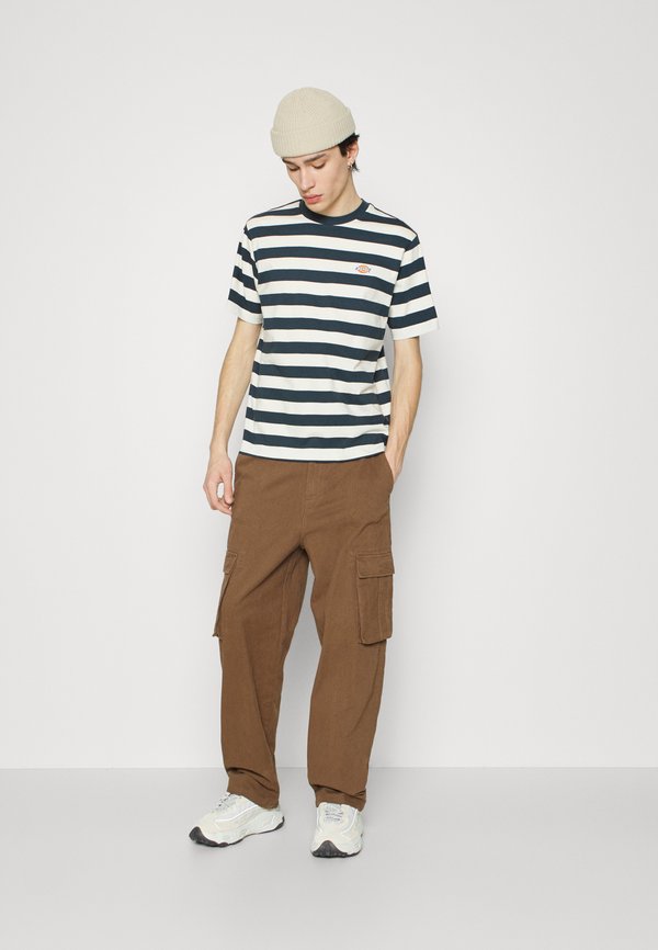 RIVERGROVE TEE - Print T-shirt2