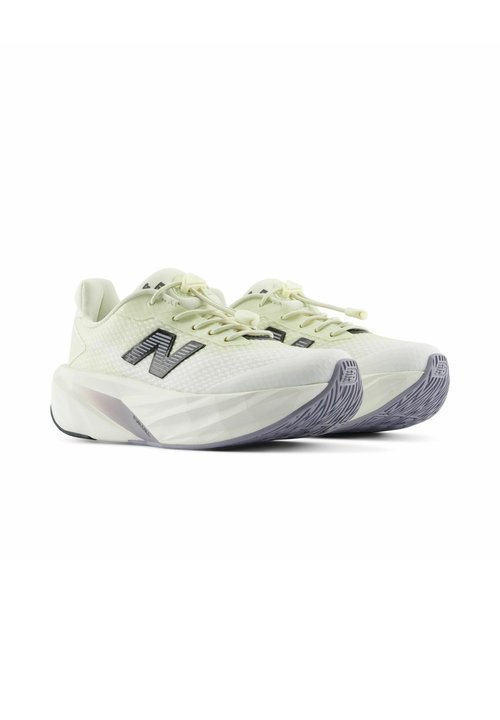 New Balance FuelCell Rebel Bungee Lace Little Kid 'Pistachio Butter' — foto 2