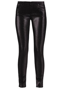 Svarta, stretchy jeans med en glänsande, metallisk finish. Slim fit-design, med klassisk femfickestil och diskret framknäppning.