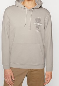 Pier One Kapuzenpullover - tan