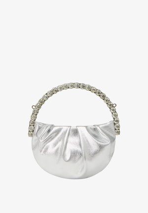 Srebrna torebka metaliczna z plisowanym wzorem oraz uchwytem ozdobionym kryształami, charakteryzująca się gładką fakturą i zaokrąglonym kształtem.