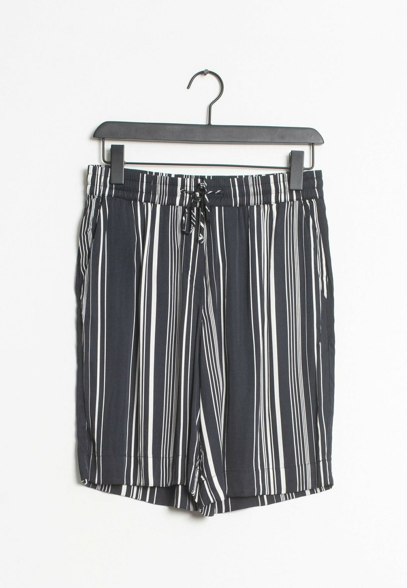 Pantaloni corti a righe con una cintura elastica e cordino, caratterizzati da linee verticali bianche e blu scuro. Tessuto leggero con una consistenza liscia.