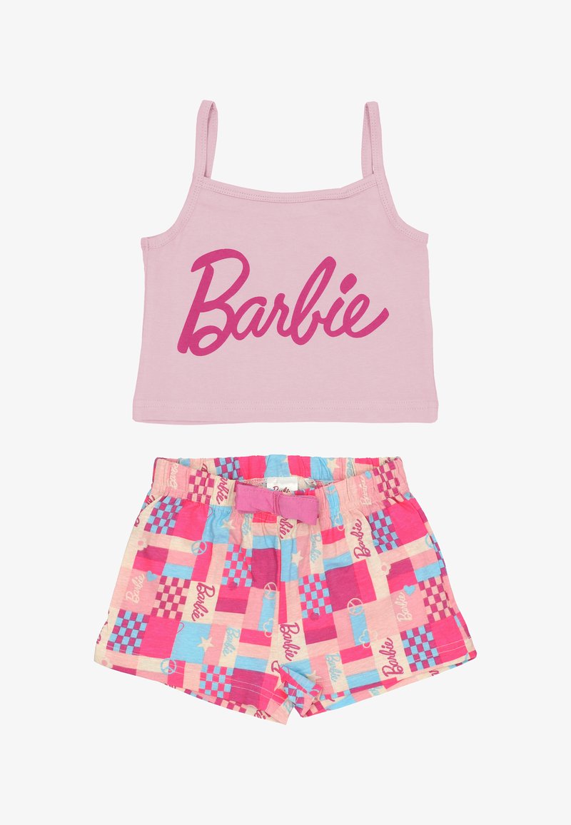 Top corto rosa con spalline sottili e scritta "Barbie" abbinato a pantaloncini patchwork colorati con simboli di pace e fiocchi per bambini.