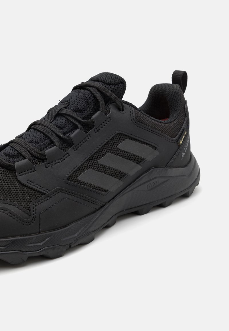 adidas Terrex TRACEROCKER 2 GTX - Trail running shoes - core black/semi  impact orange/black - Zalando