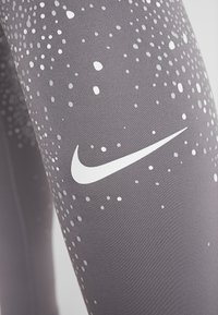 Nike Performance Leggings - grey