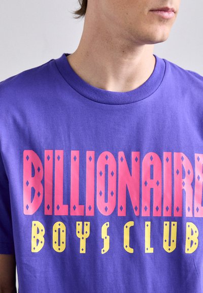 Billionaire Boys Club STRAIGHT LOGO - T-shirts med print - purple