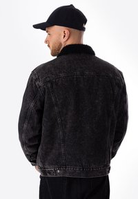 Levi's® TRUCKER - Traper jakna - black