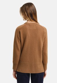GANT Stickad tröja - brown