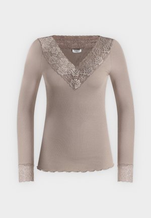 Rosemunde, BERNADINE   - Langærmet T-shirt - mocha meringue