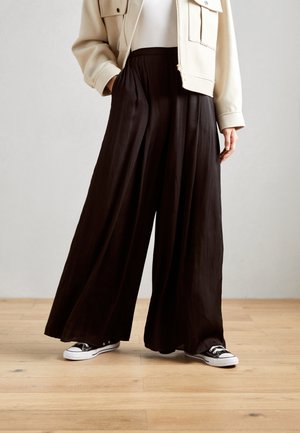 Pantaloni - black