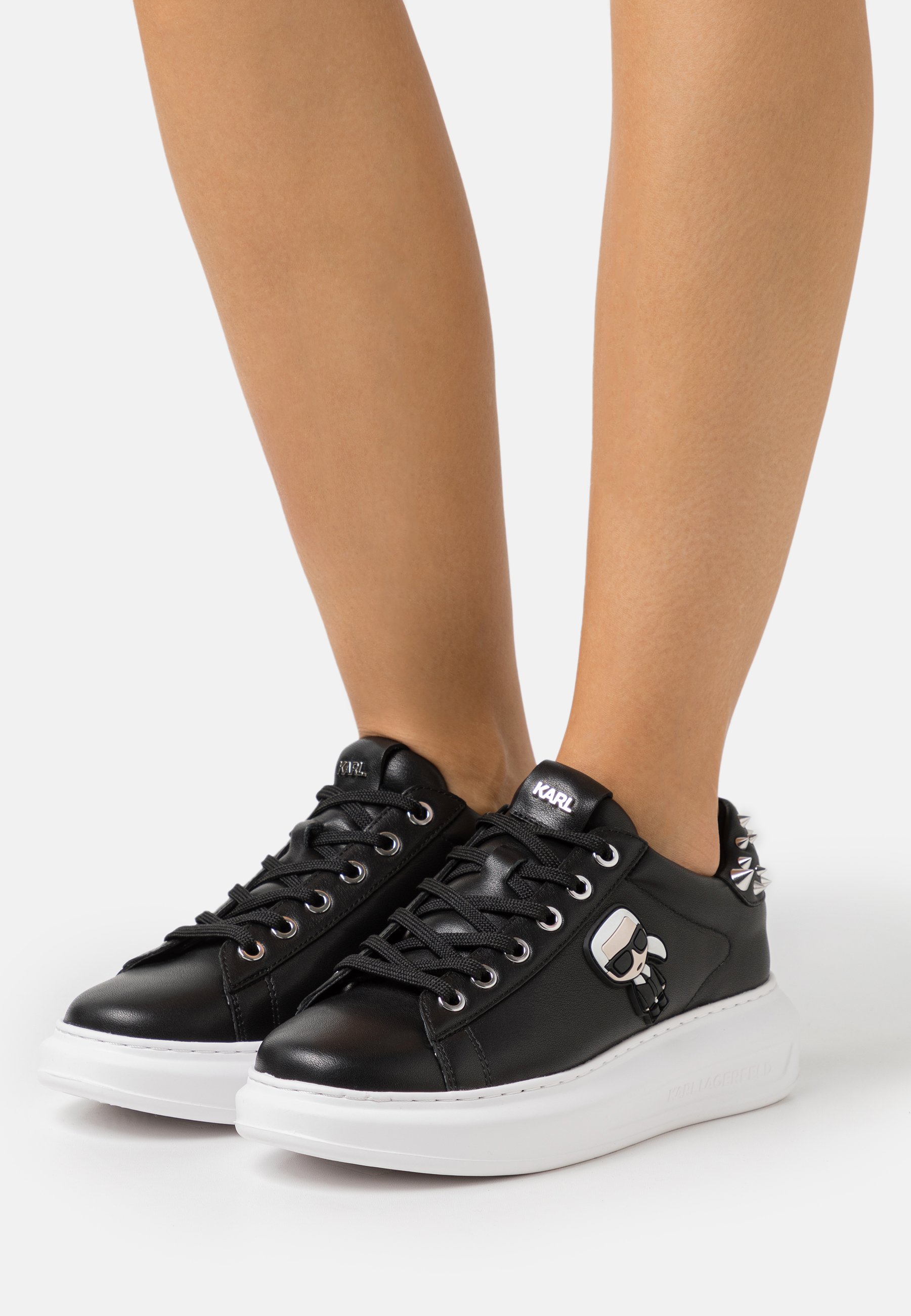 KARL LAGERFELD KAPRI IKONIC STUD TAB - Sneaker low - black/schwarz