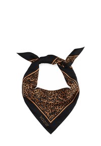 Čierny hodvábny šál s leopardím vzorom v hnedej farbe, s oranžovým okrajom a logom "Kazar". Zviazaný v trojuholníkovom tvare.