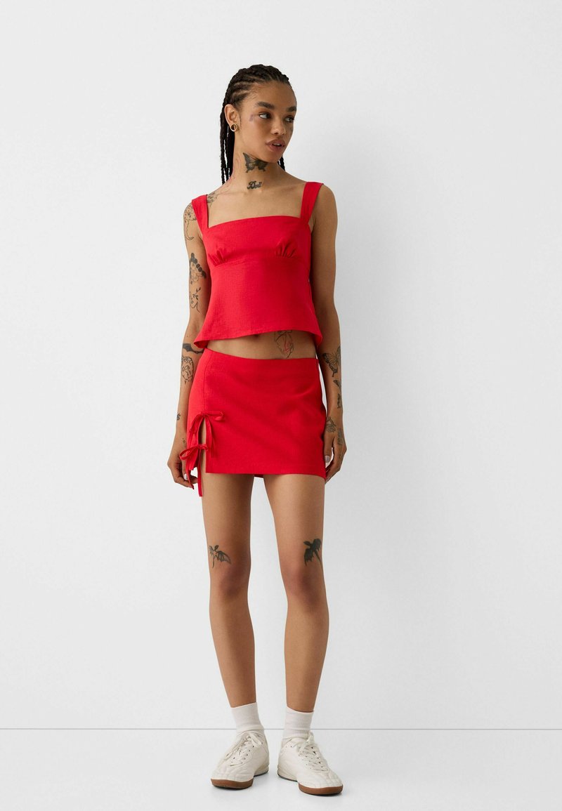 Bershka Top rood Bershka Top rood