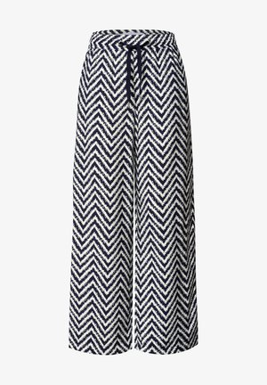 Street One, HIGH WAIST WIDE LEG HOSE IM LOOSE FIT - Pantalon classique - deep blue