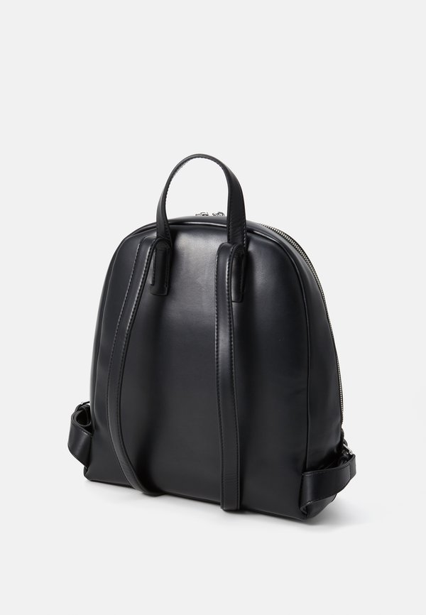 EMBOSSED ROUND BACKPACK - Rucksack2