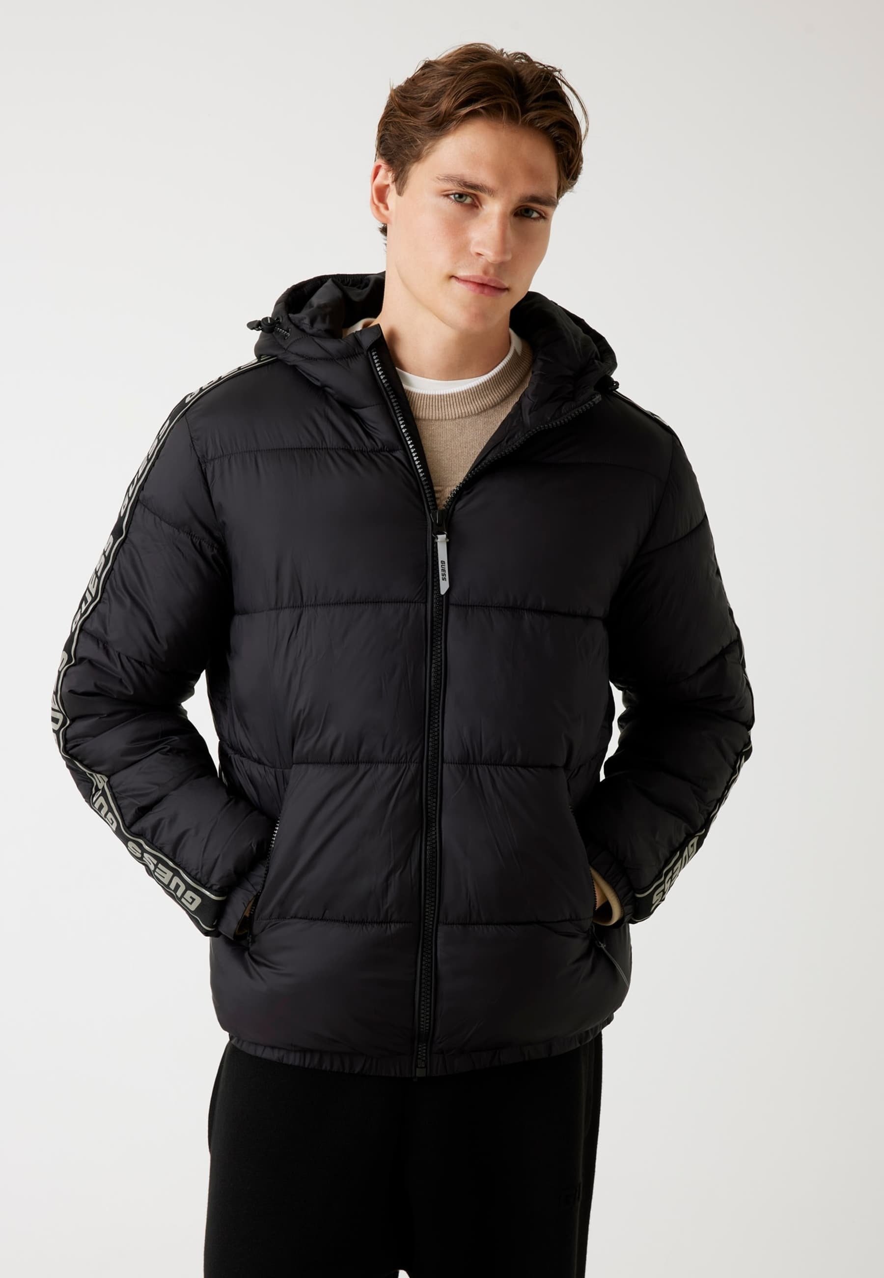 Guess STEPP MIT KAPUZE Winterjacke schwarz