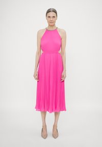 MICHAEL Michael Kors PLEATED CUT OUT - Koktélruha / Partiruha - cerise