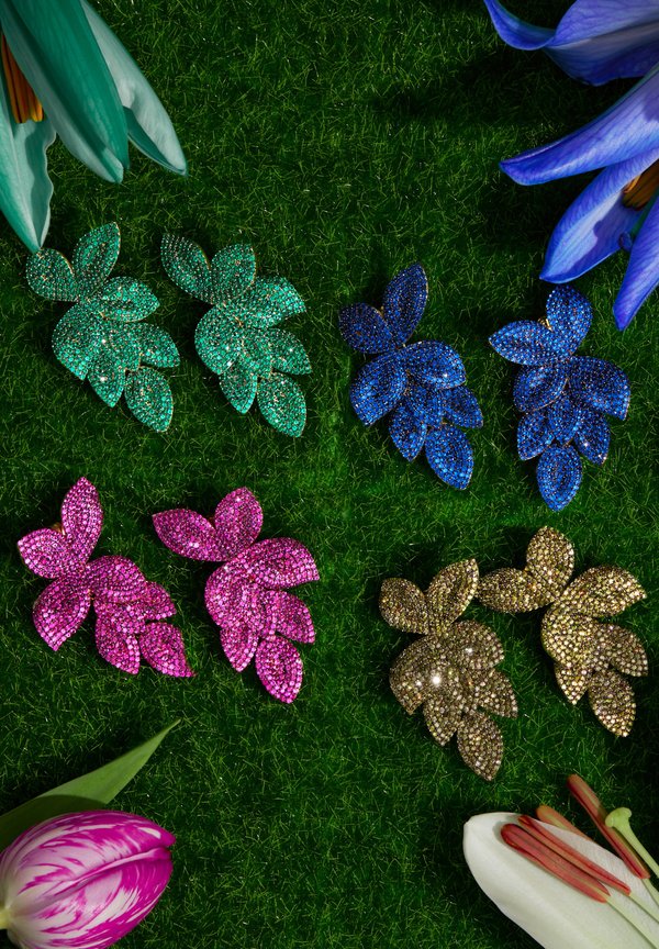 PETAL CASCADING FLOWER - Earrings2