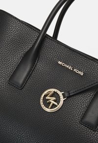 MICHAEL Michael Kors RUTHIE SATCHEL - Umhängetasche - black