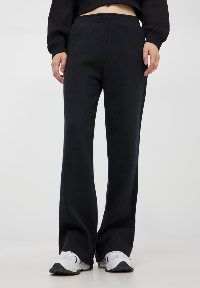Terranova TUTA PESANTI WIDE - Pantaloni sportivi - nero