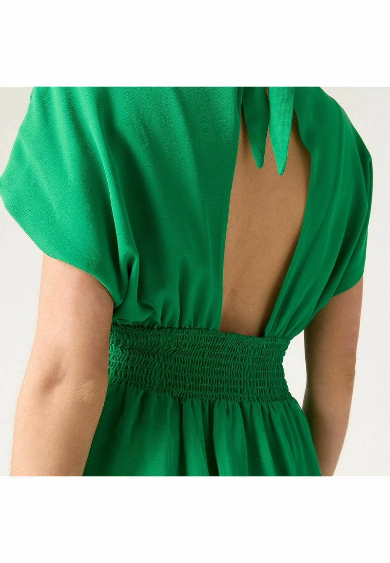 NAF NAF Day dress - green - (Pre-owned) - Zalando NAF NAF Day dress - green - (Pre-owned) - Zalando