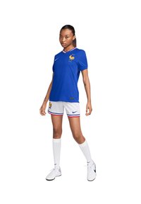 Nike Performance Urheilushortsit - weiss
