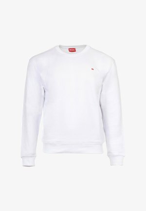 Valkoinen pitkähihaisen puseron, jossa pyöreä pääntie, resorireunukset hihoissa ja helmassa, pieni punainen Diesel-logo vasemmassa rinnassa ja kauluksen sisäpuolella oleva merkki.