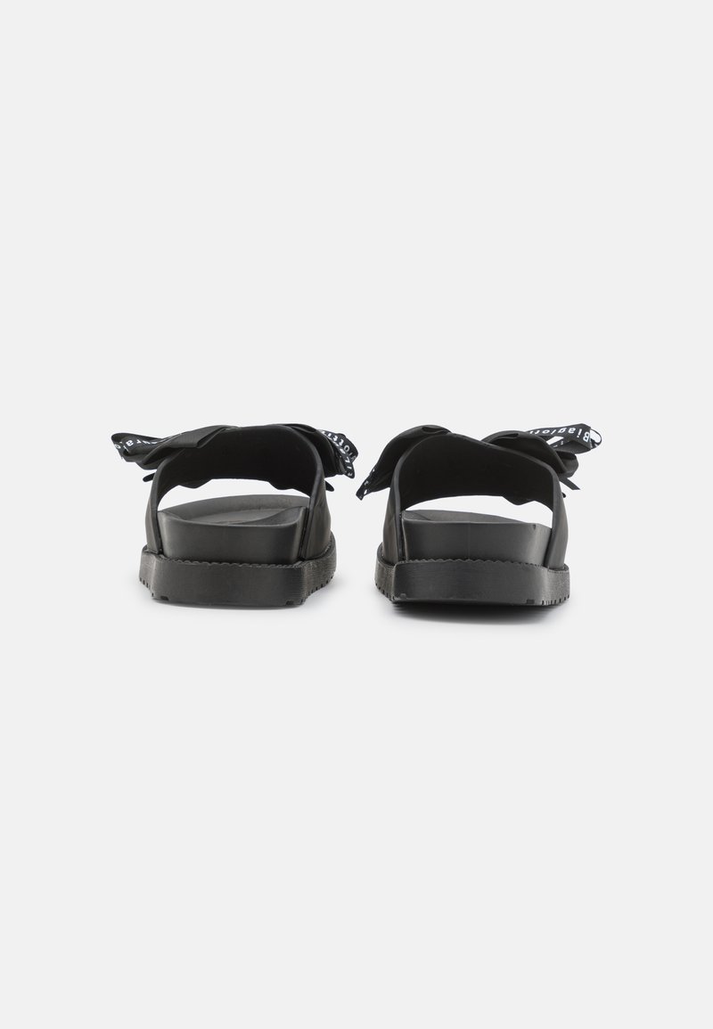 Damen Sneaker | Laura Biagiotti Pantolette flach matt black/schwarz - CR00339 Damen Sneaker | Laura Biagiotti Pantolette flach matt black/schwarz - CR00339