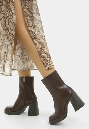 Botines de tacón - brown